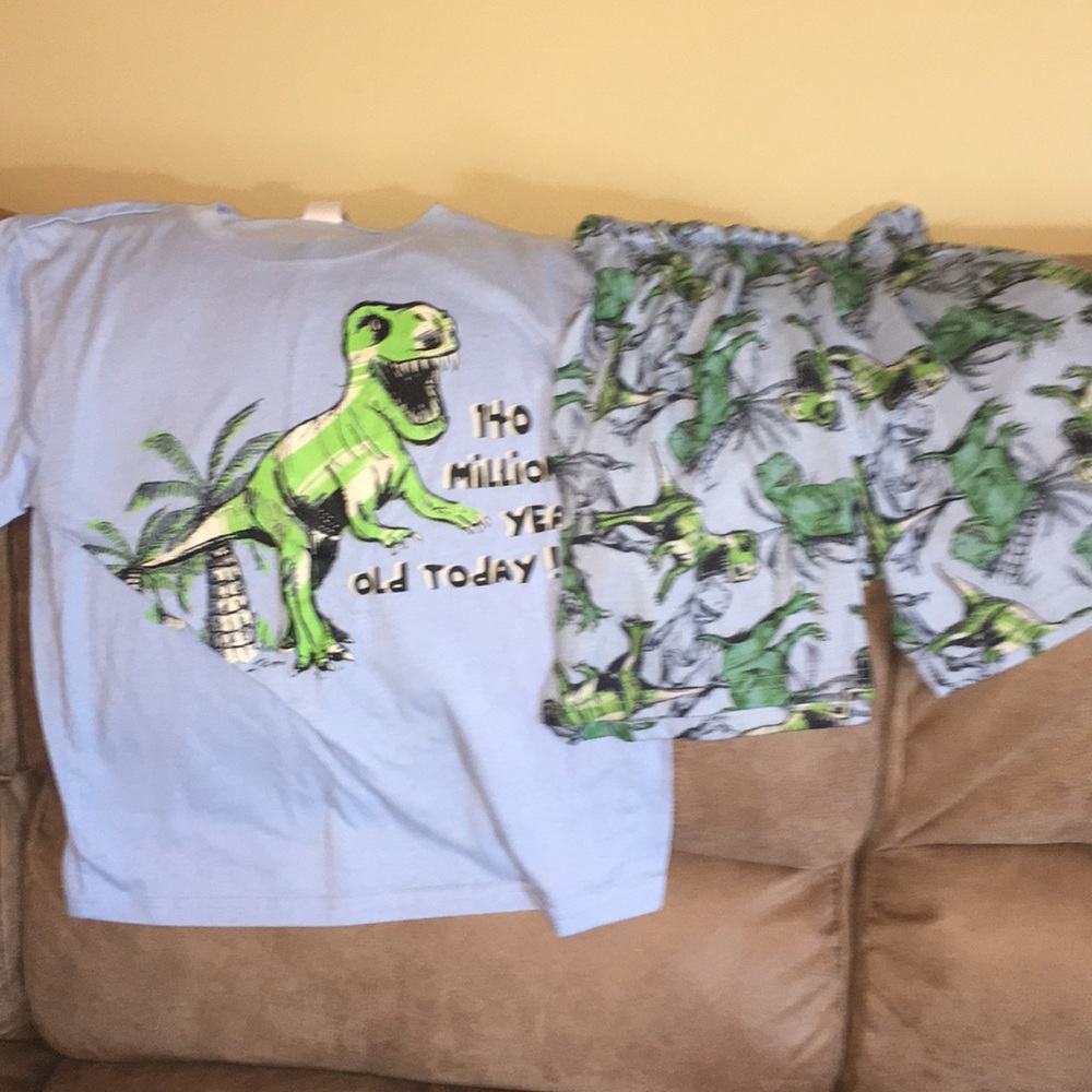 Boys 10/12 pajama bottom set Children’s Place